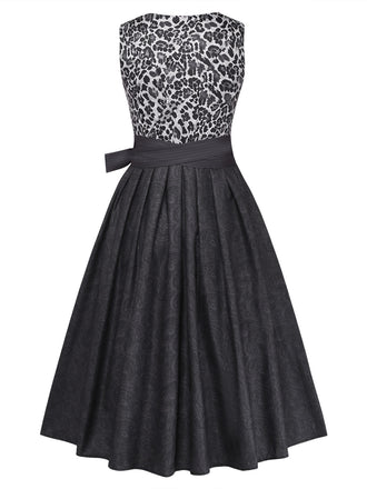 Schwarzes 50er Oktoberfest-Dirndl-Set mit Leopardenmuster und Schürze