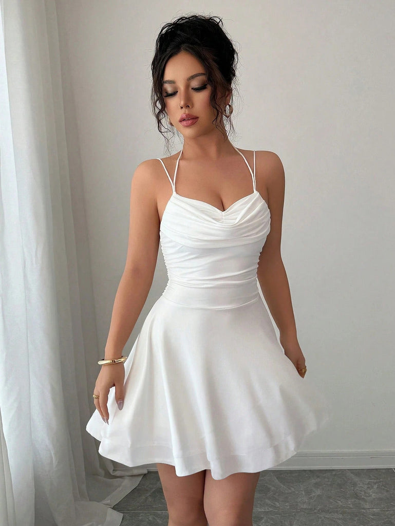 60er Minikleid mit Raffung und Wasserfallausschnitt