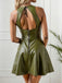 Schwarzes 60er Lederkleid mit V-Ausschnitt und Cut-out-Rücken