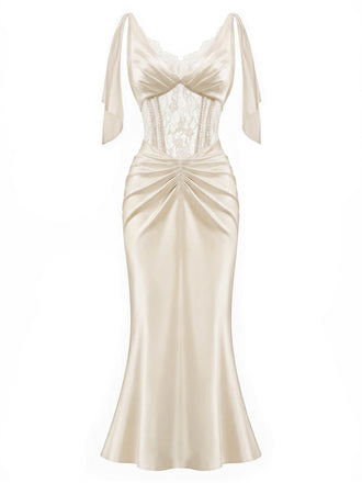 Champagnerfarbenes 30er Satin-Nachtkleid mit Spitze und Korsett-Taille