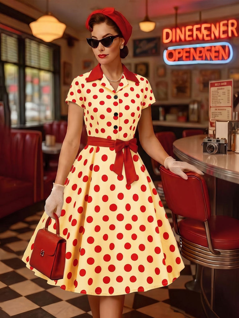 40er Shirtkleid mit Polka-Dots und Bindegürtel
