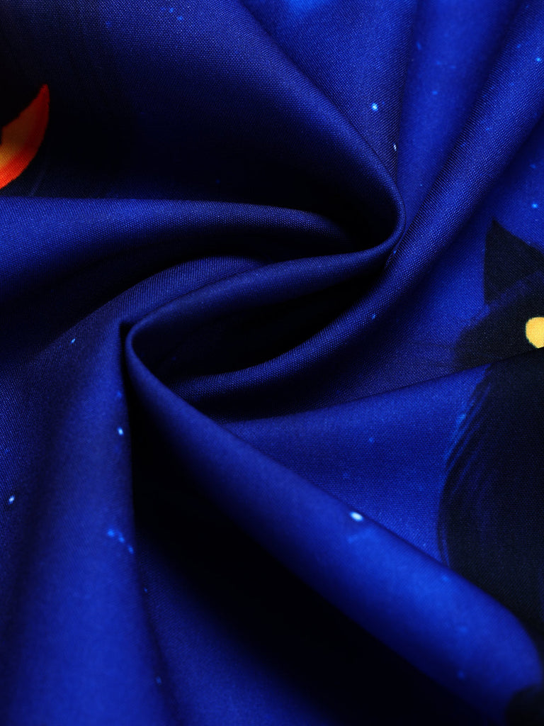 40er Latzkleid mit Katzen-Kürbisprint und Spitzenbesatz