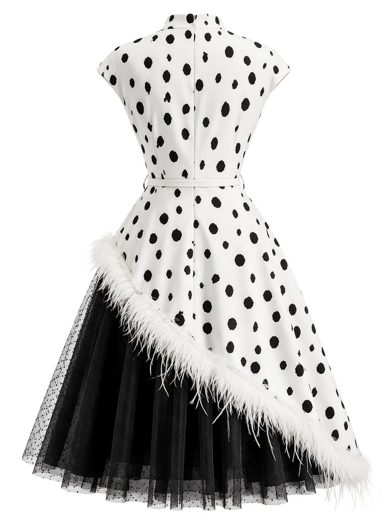 [Vorverkauf] 50er Kleid mit Punktmuster, Federbesatz und Gürtel
