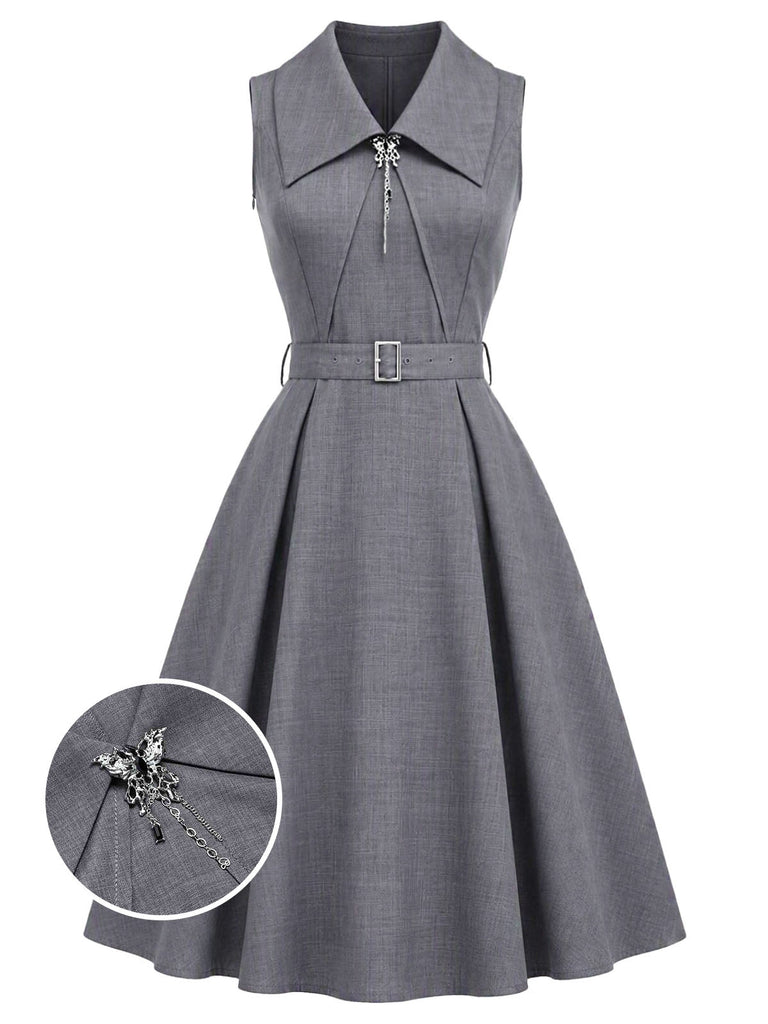 50er ärmelloses Midikleid mit Gürtel und Brosche