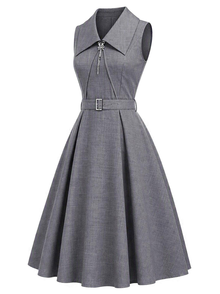 50er ärmelloses Midikleid mit Gürtel und Brosche