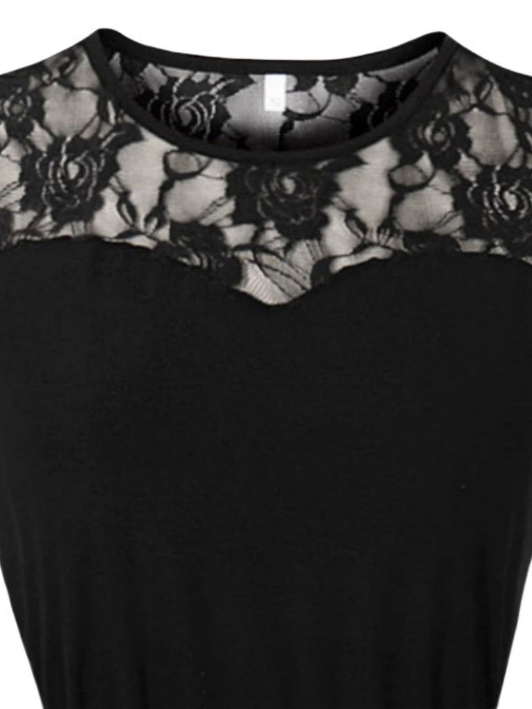 Ärmelloses 50er Halloween-Kleid mit Spitze und Bindegürtel