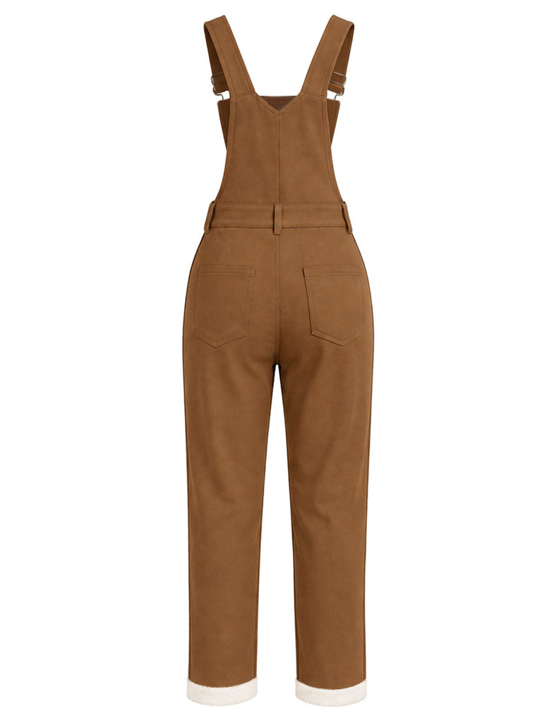 Hellbraune 40er Latzhose mit Rentier und offenkantigen Patchworkdetails