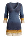 Blaues 60er Strick-Minikleid mit Spitzenbesatz und V-Ausschnitt