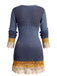 Blaues 60er Strick-Minikleid mit Spitzenbesatz und V-Ausschnitt
