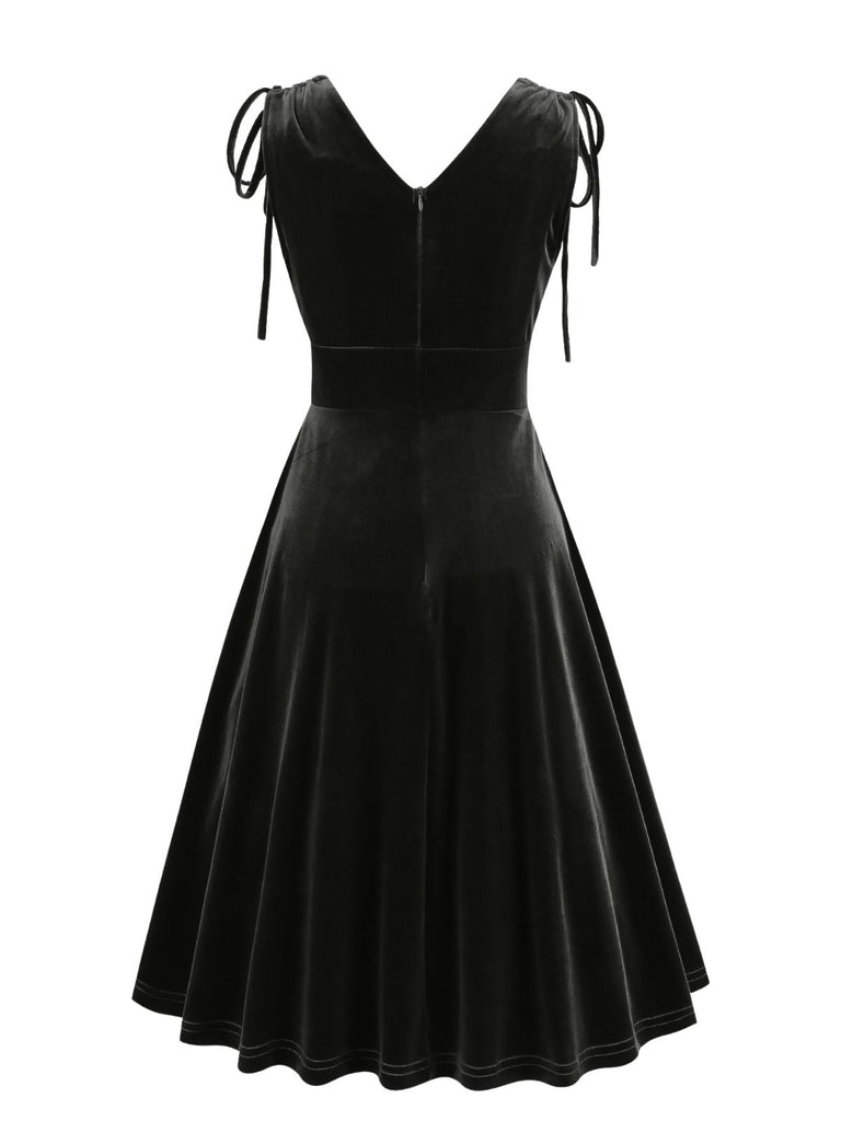 60er Samtkleid mit V-Ausschnitt und Schleifenträgern