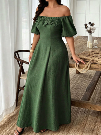 [Übergröße] Dunkelgrünes 50er Carmenkleid mit Blütenapplikationen