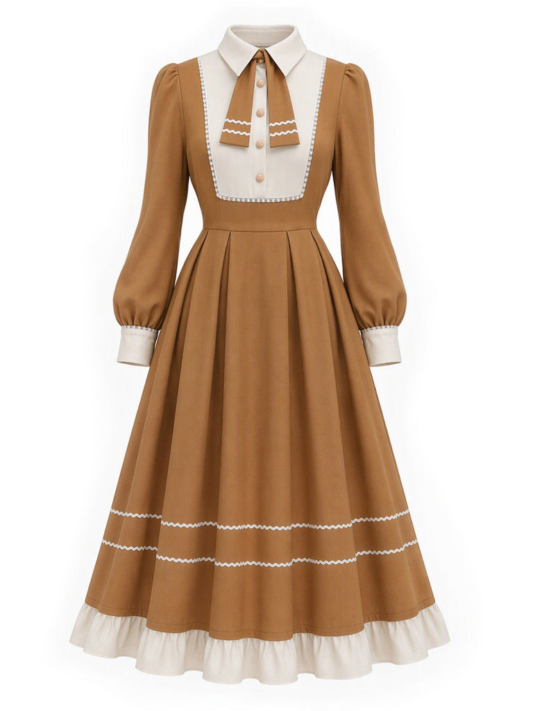 Hellkhakifarbenes 40er Kleid im Zweiteiler-Look mit Wellenbesatz