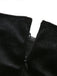 Schwarzes 50er Hexenkleid mit Federbesatz und ausgestellten Ärmeln
