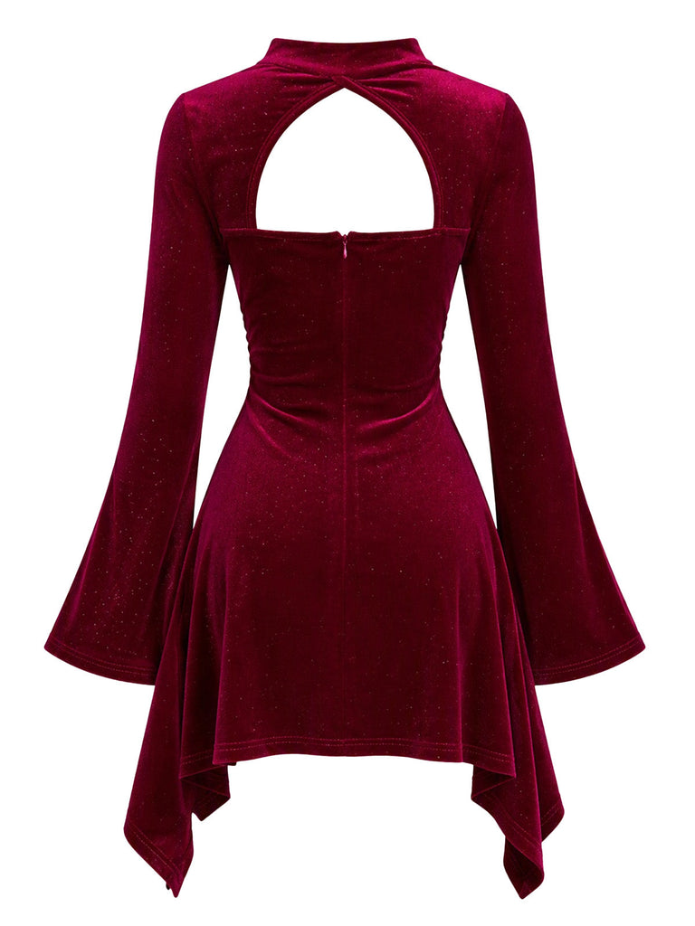 Weinrotes 60er Samt-Neckholderkleid mit Kragen-Cut-out und Raffung