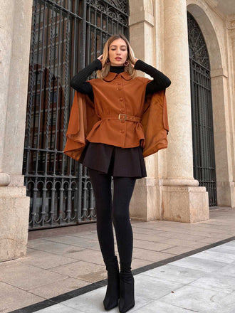 Kamelfarbener 1940er Reversmantel