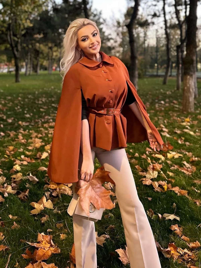 Kamelfarbener 1940er Reversmantel