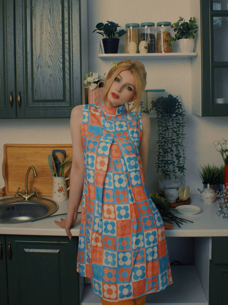 Orange & Blau 1960er Blume Stehkragen Kleid