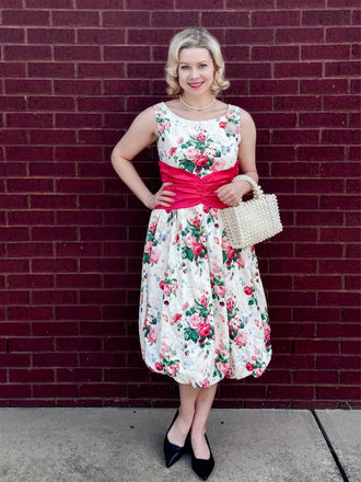 Multicolor 1950er Zurück-Bogen Antike Blumen Kleid