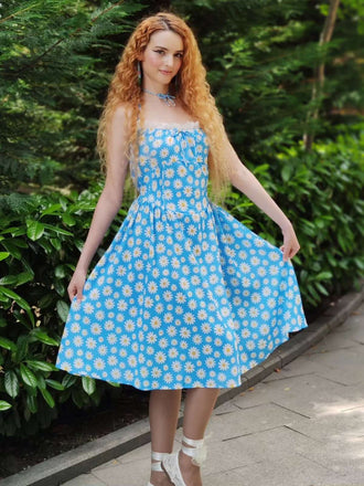 Blau 1950er Halter Spitze Gänseblümchen Kleid