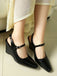 Leder-Schuhe mit Spitz und Wedge
