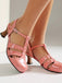 Pumps mit Cut-out und Mary Jane