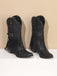 Boots mit Spitz und Quaste