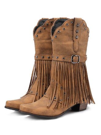 Boots mit Spitz und Quaste