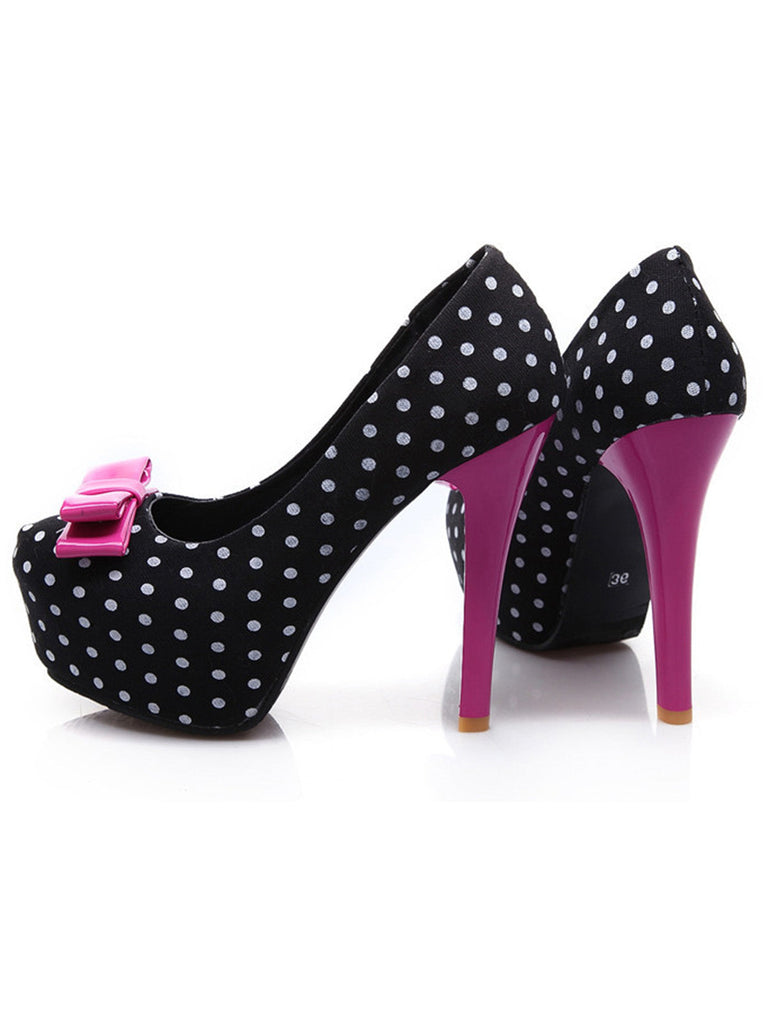 1970s Bow Vintage Classic Shoes 6