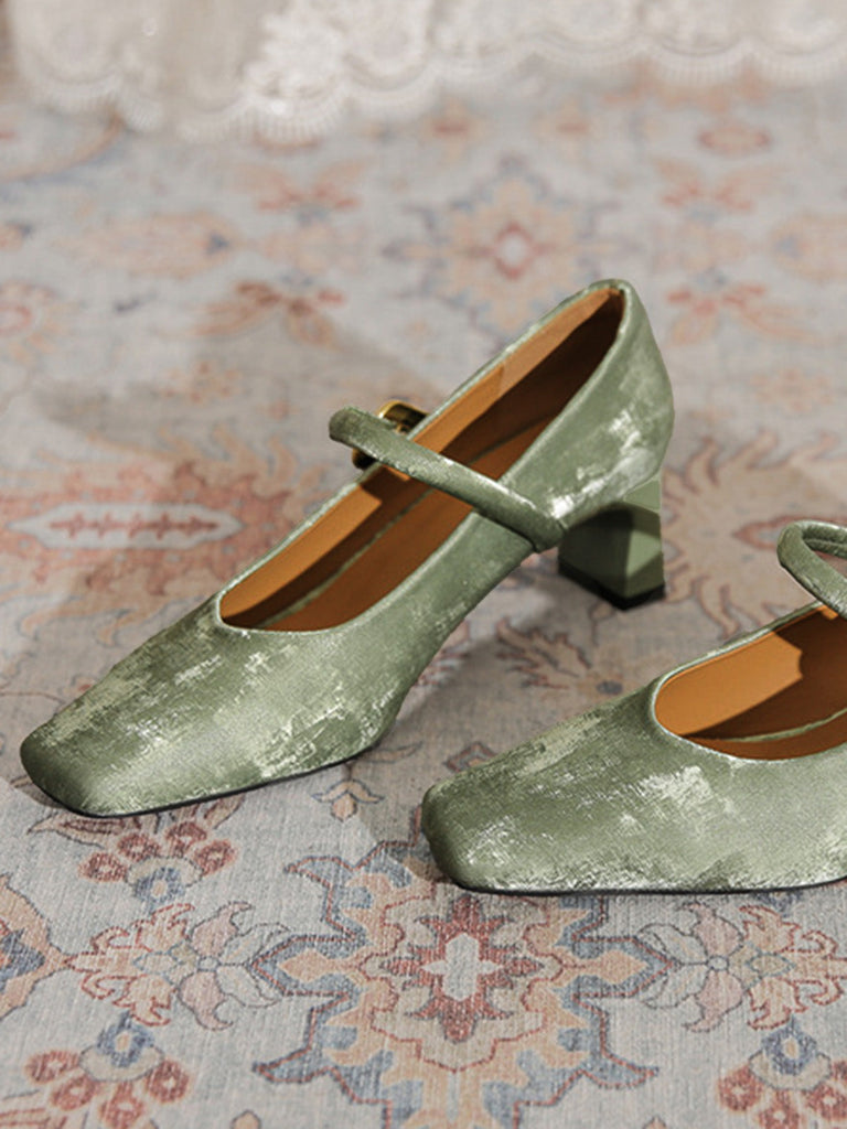 Grüne Mary-Jane-Schuhe mit Samt und Schnalle