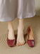 Burgunderrote Vintage Ballerinas mit Schleife und Zehen