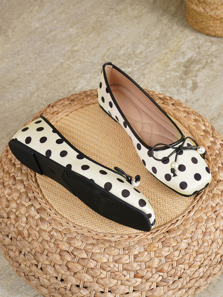 Schwarze & Weiße Ballerina-Schuhe mit Polka-Dots und Schleife