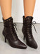 Gothic Stiefel mit Schnürung und goldenen Nieten