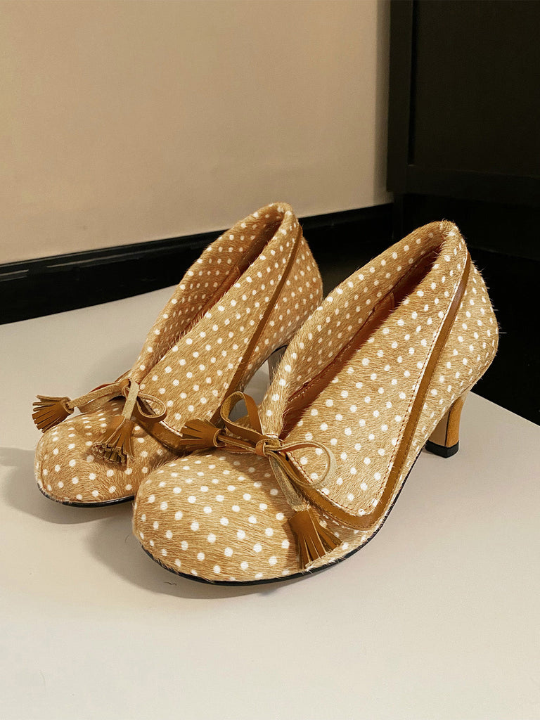 Vintage Pumps mit Polka-Dots und Quasten-Schleife