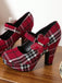Rote karierte Mary-Jane-Pumps mit Schmetterling und Plateausohle