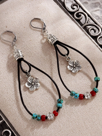 Bohemian Vintage Ohrringe mit Blumen und Perlen