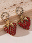 Rote Erdbeer-Ohrringe mit Metall und Strass