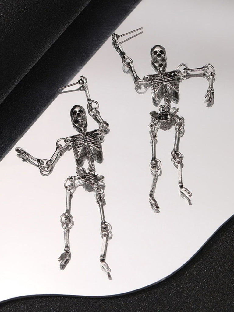 Halloween Ohrhänger mit Skeletten und Kettendetail