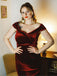 WEINROT SCHULTERFREI PENCIL KLEID