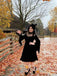 1950er Solide Gothic Hexen Vampir Engelsärmel Swing Kleid
