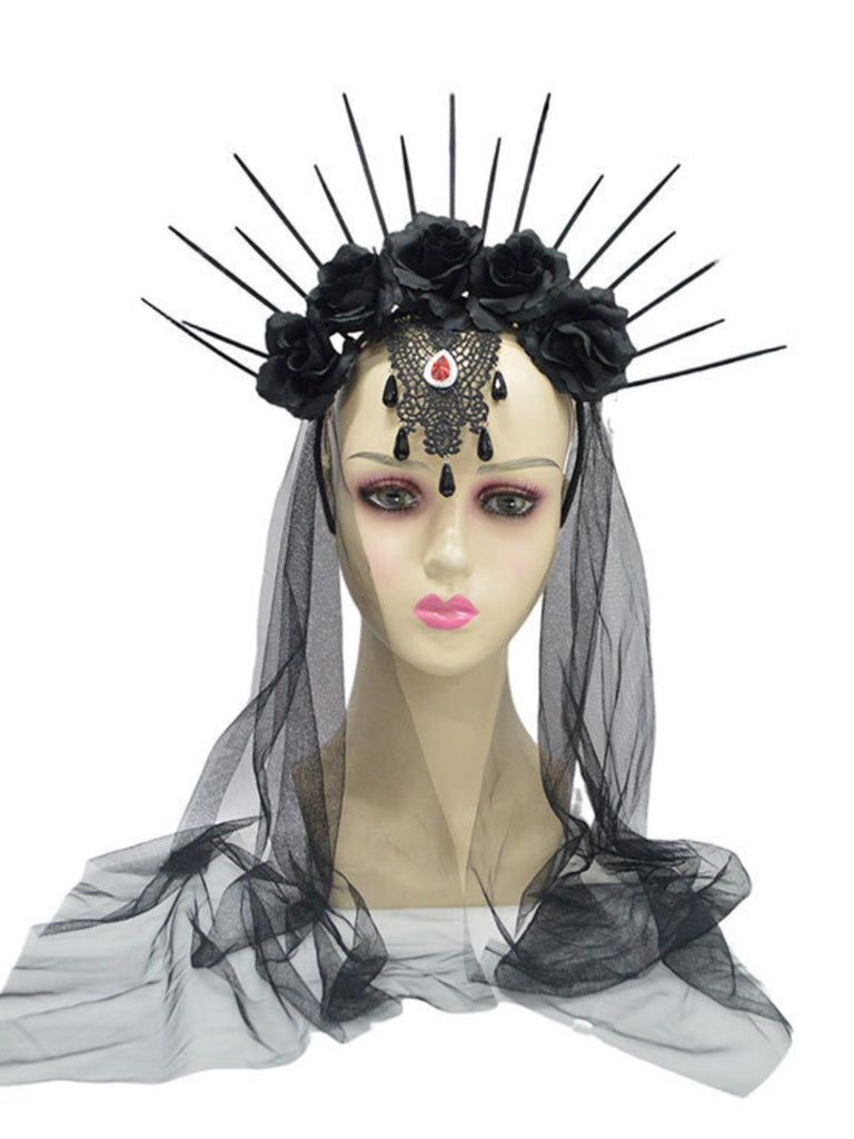 Schwarzer Gothic-Haarschmuck mit Rosenschleier und Spikes