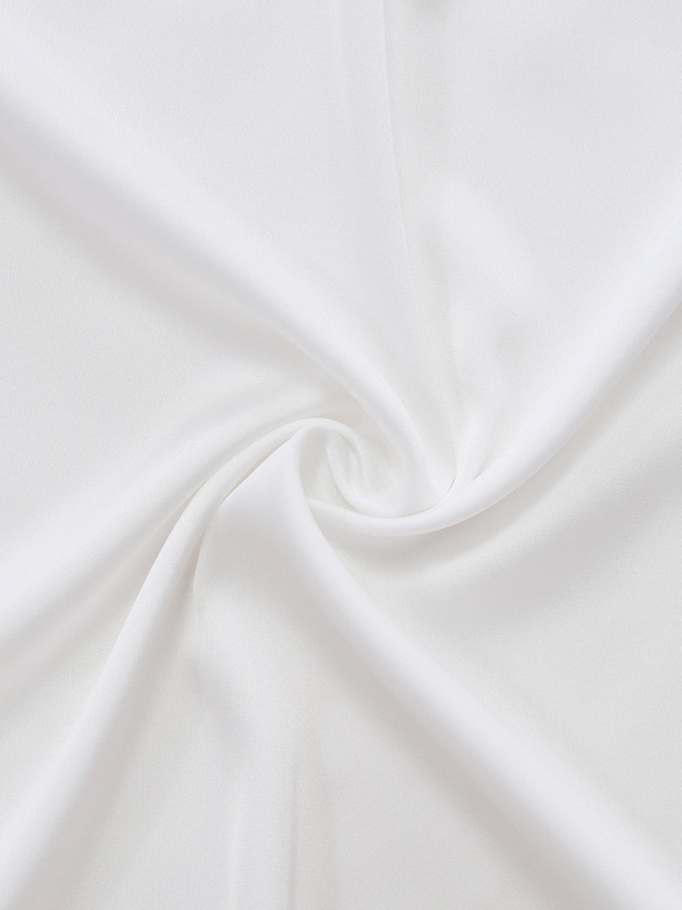 Weiß 50er Satin- mit Patchwork und Spitze
