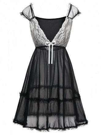 Schwarzes 70er Babydoll-Nachthemd mit Spitze