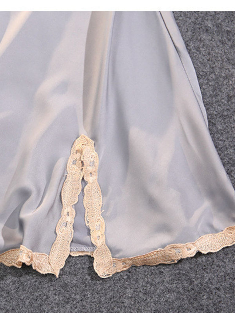 30er Satin-Nachthemd mit Spitze und Besatz