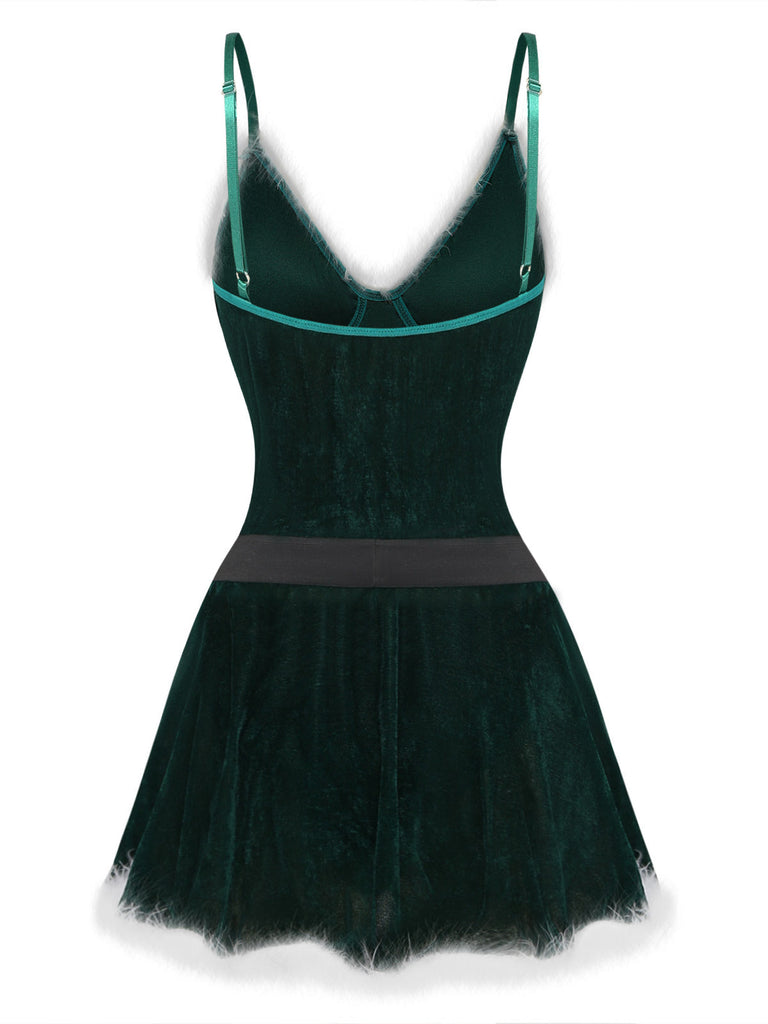 50er Weihnachts-Samtnachtkleid mit Spaghettiträgern, Flauschbesatz und Gürtel