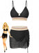 Schwarzes Bikini-Set mit gemustertem Saum und passendem Rock auf weißem Hintergrund