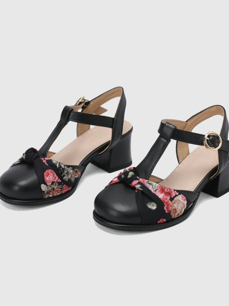 Vintage Mary Jane Sandalen mit floralem Muster, Schleife, runder Zehenpartie und T-Riemen – Vintage-Mode, Retro-Stil