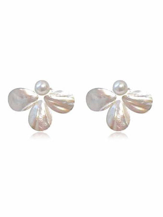 Weiße Ohrringe mit Blumen, Perlen und Nieten