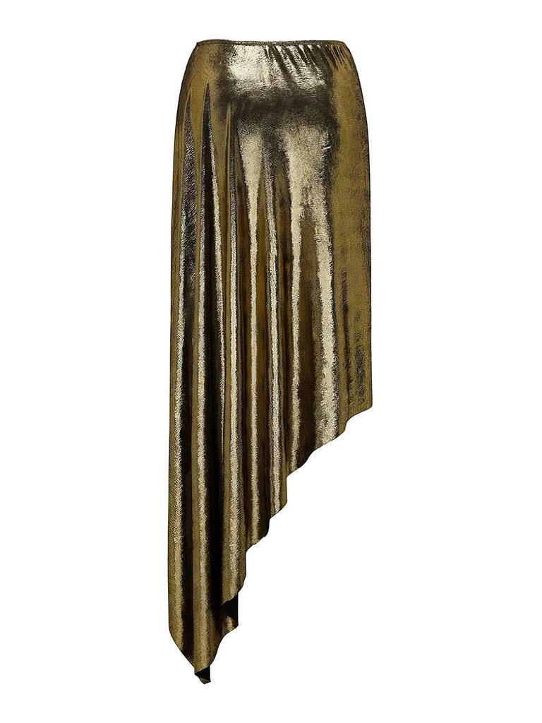 Seitenansicht des metallisch-goldenen Sarongs, die den asymmetrischen Saum und die Fransen hervorhebt.