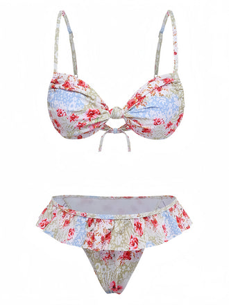 Grüner Vintage-Bikini mit Rüschen im Stil der 1950er Jahre mit Blumenmuster – Vintage-Mode, Retro-Stil