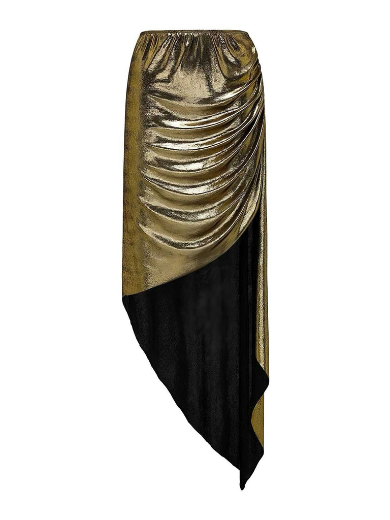 Vorderansicht des metallisch-goldenen Sarong-Überwurfs mit strukturierter Drapierung und langen schwarzen Fransen.